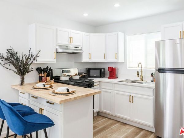 11841 205th Street, Lakewood, CA 90715