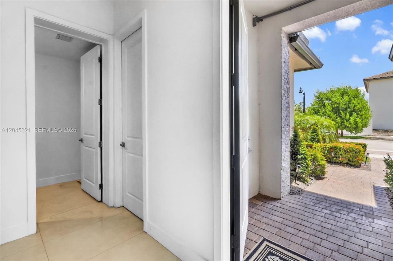 4550 SW 178th Ave , Miramar, FL 33029 Photo