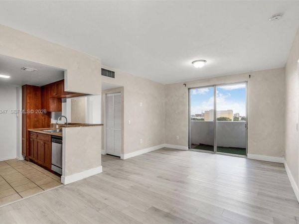 36 NW 6th Ave, Unit 601, Miami, FL 33128