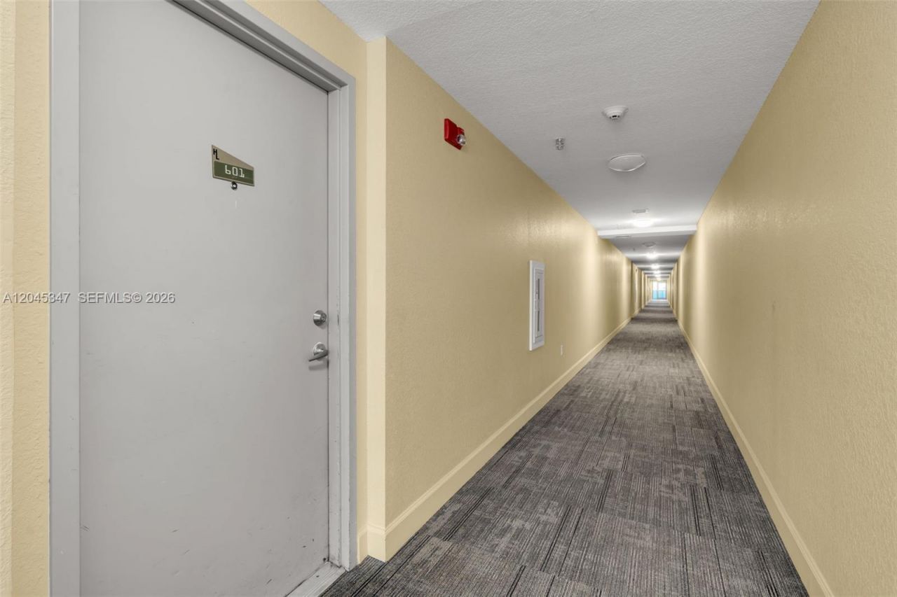 36 NW 6th Ave, Unit 601, Miami, FL 33128 Photo