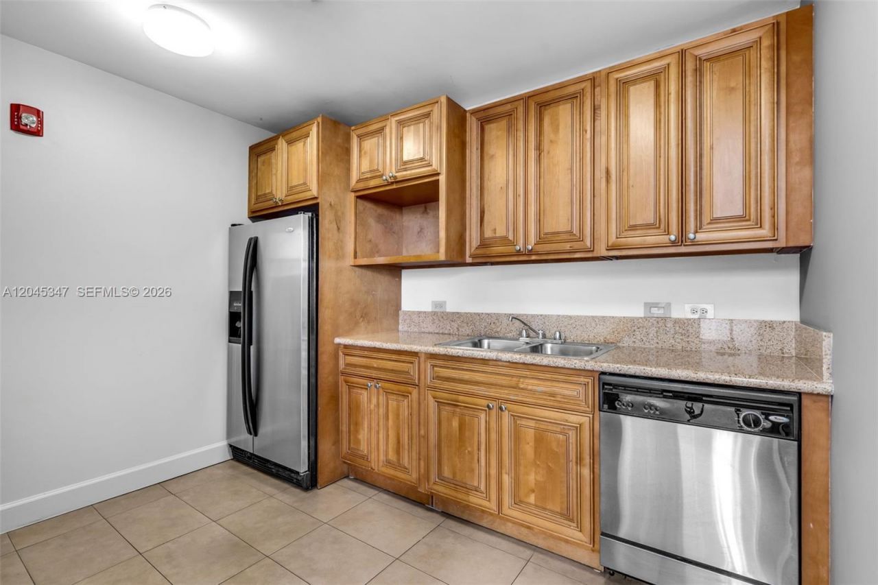 36 NW 6th Ave, Unit 601, Miami, FL 33128 Photo