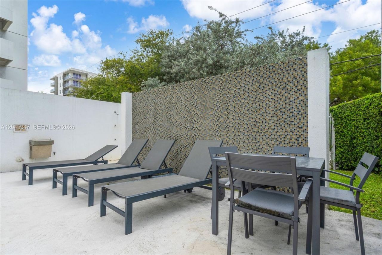 36 NW 6th Ave, Unit 601, Miami, FL 33128 Photo