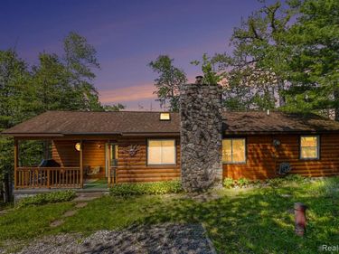 9516 E Gaylanta Drive, Vienna Twp, MI 49709