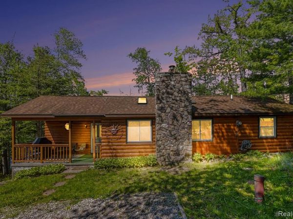 9516 E Gaylanta Drive, Vienna Twp, MI 49709