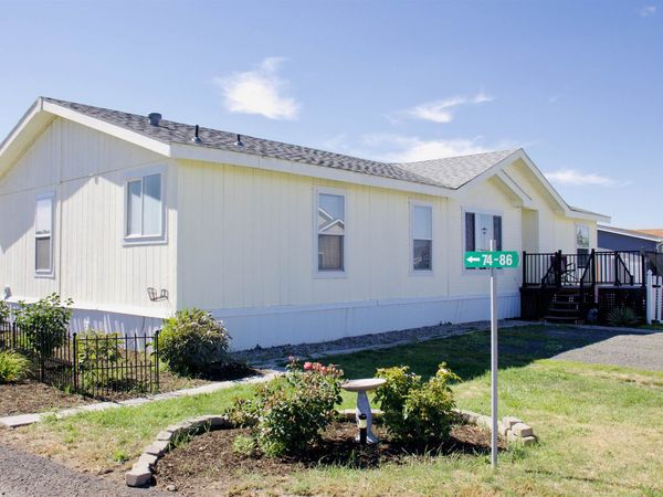 10510 W Richland Rd, Cheney, WA 99004