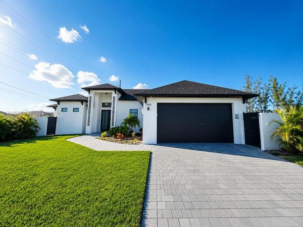 1600 SW 1st street , Cape Coral, FL 33991