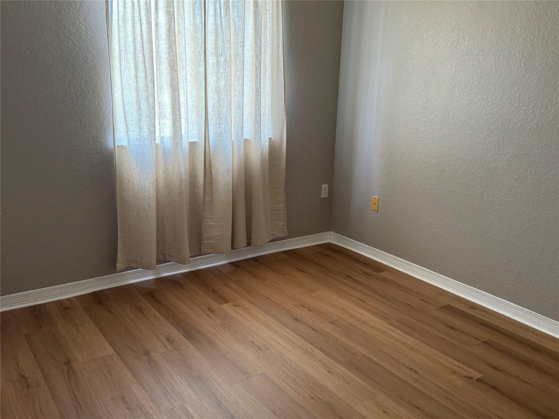 8930 W Flagler Street, Unit 215, Miami, FL 33174 Photo