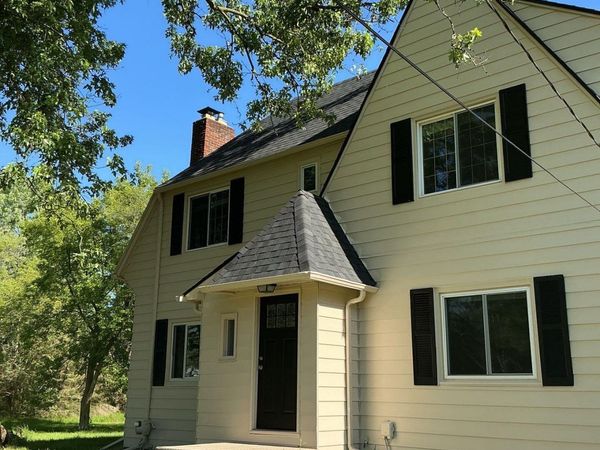 6277 Corunna Road, Flint, MI 48532