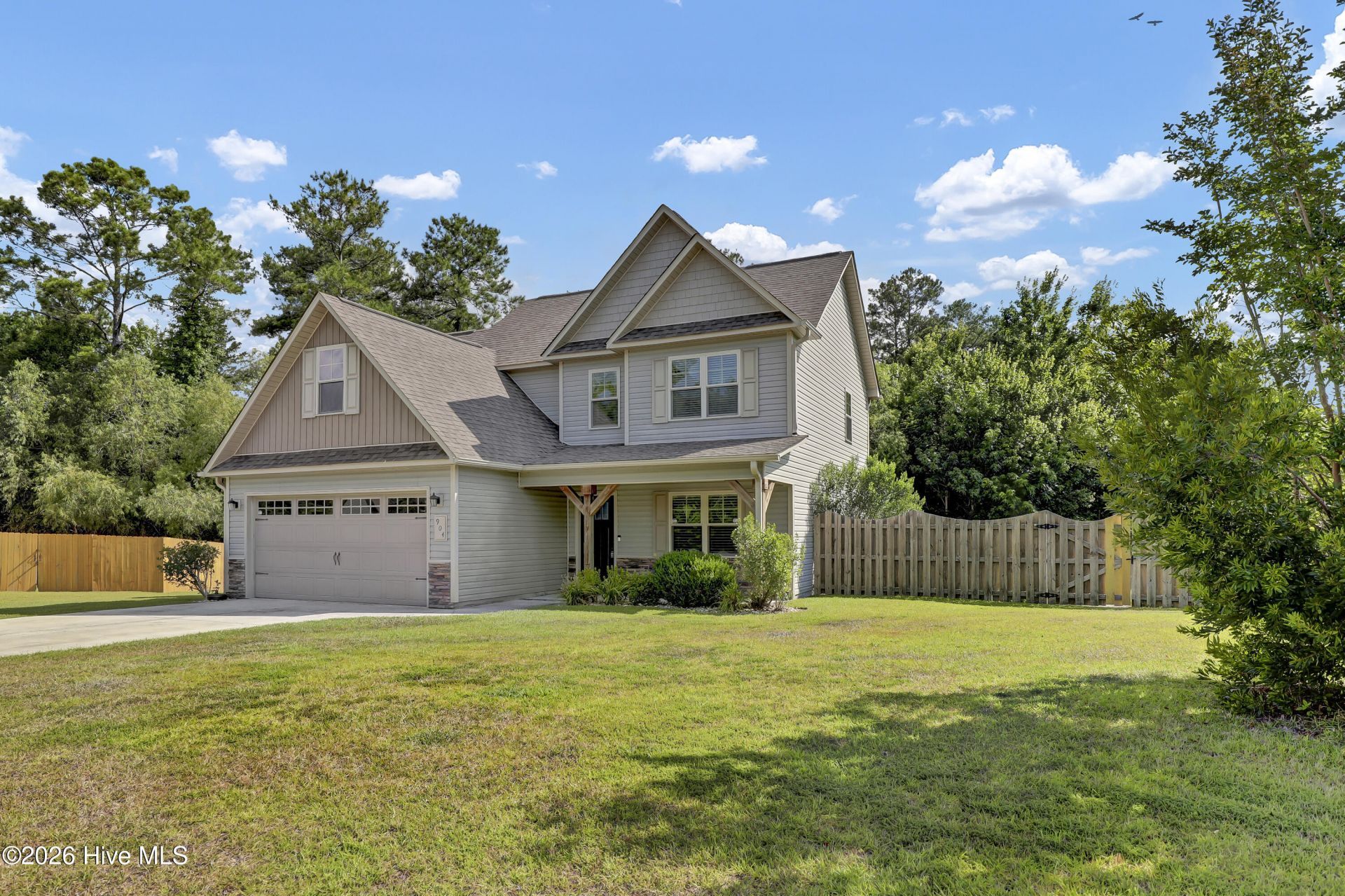 904 Gulf Chase Court, Sneads Ferry, NC 28460 Main Photo