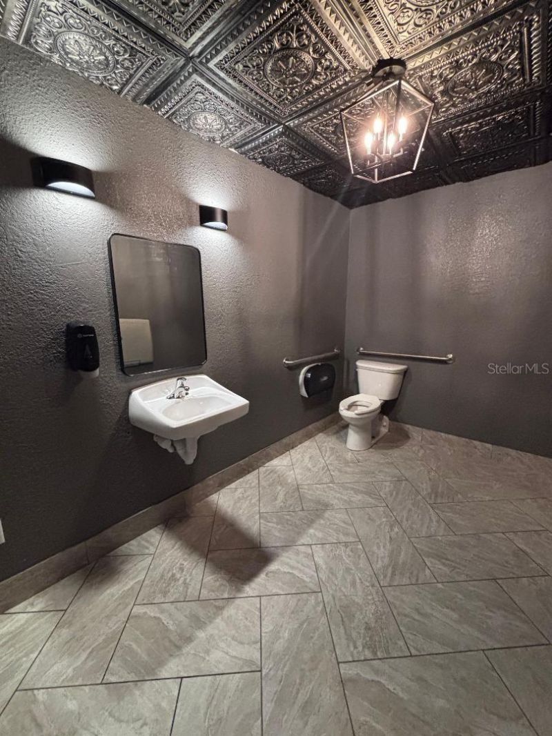 240 S Beach Street , Daytona Beach, FL 32114 Photo