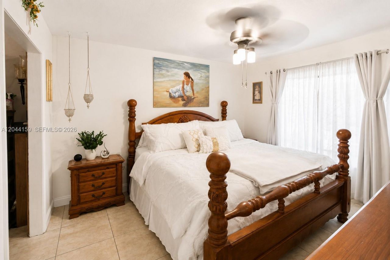 7232 W 29th Way , Hialeah, FL 33018 Photo