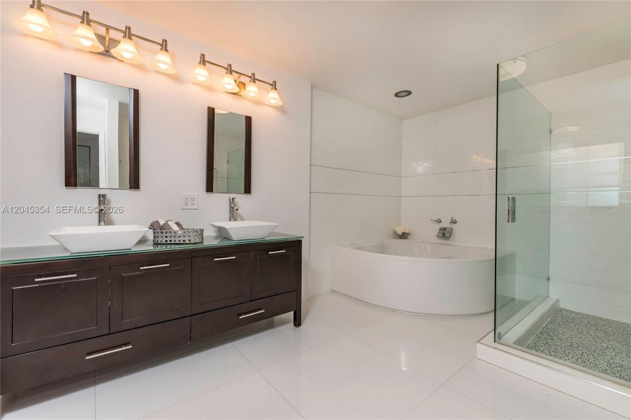 5132 NW 106th Ave , Unit 5132, Doral, FL 33178 Photo