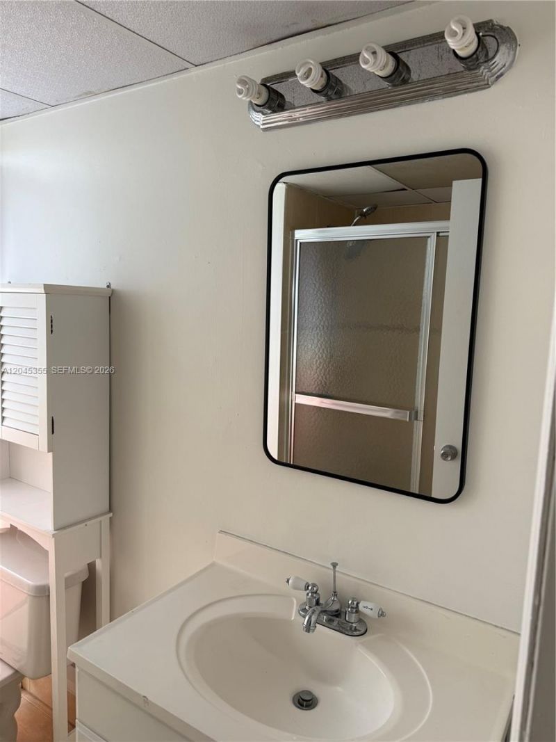 9390 W Flagler St , Unit 224C, Miami, FL 33174 Photo