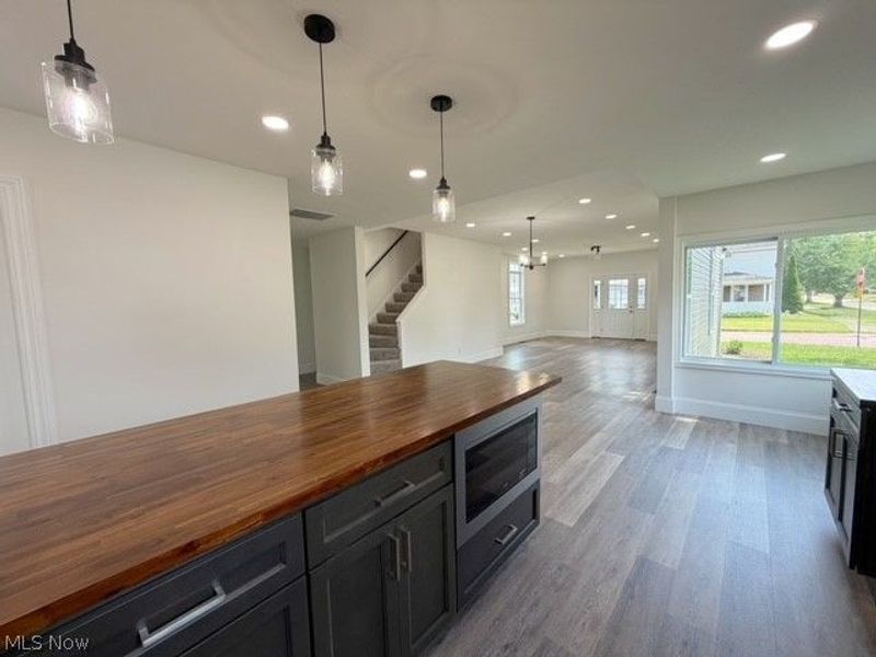 131 W 10th Street, Uhrichsville, OH 44683 Photo 10