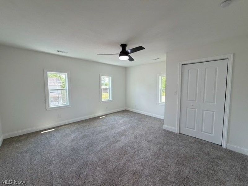131 W 10th Street, Uhrichsville, OH 44683 Photo 19