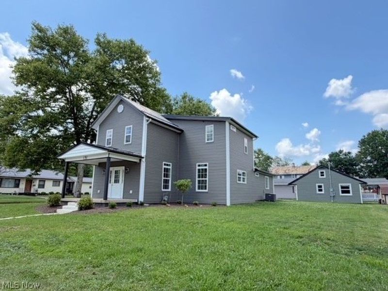 131 W 10th Street, Uhrichsville, OH 44683 Photo 29