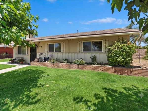 18234 Santa Ana, Bloomington, CA 92316