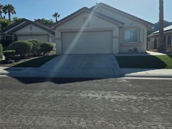 3913 Hampton Grove Court , Las Vegas, NV 89129