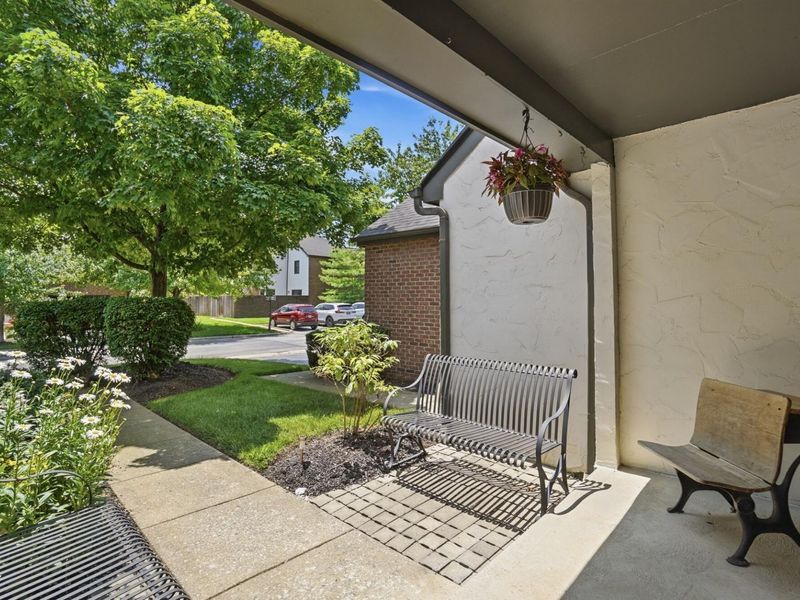 5190 Willow Grove Place N, Dublin, OH 43017 Photo 3
