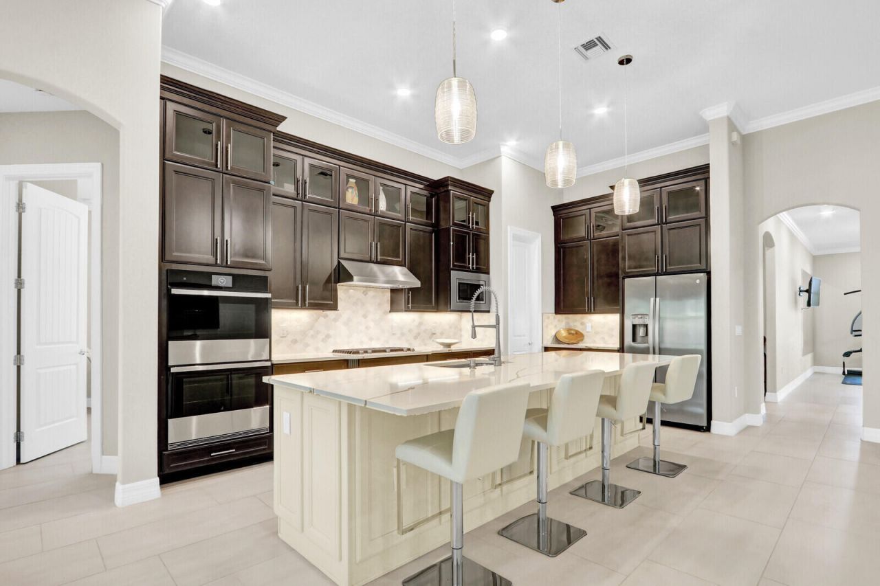 9242 Balsamo Drive, Palm Beach Gardens, FL 33412 Photo
