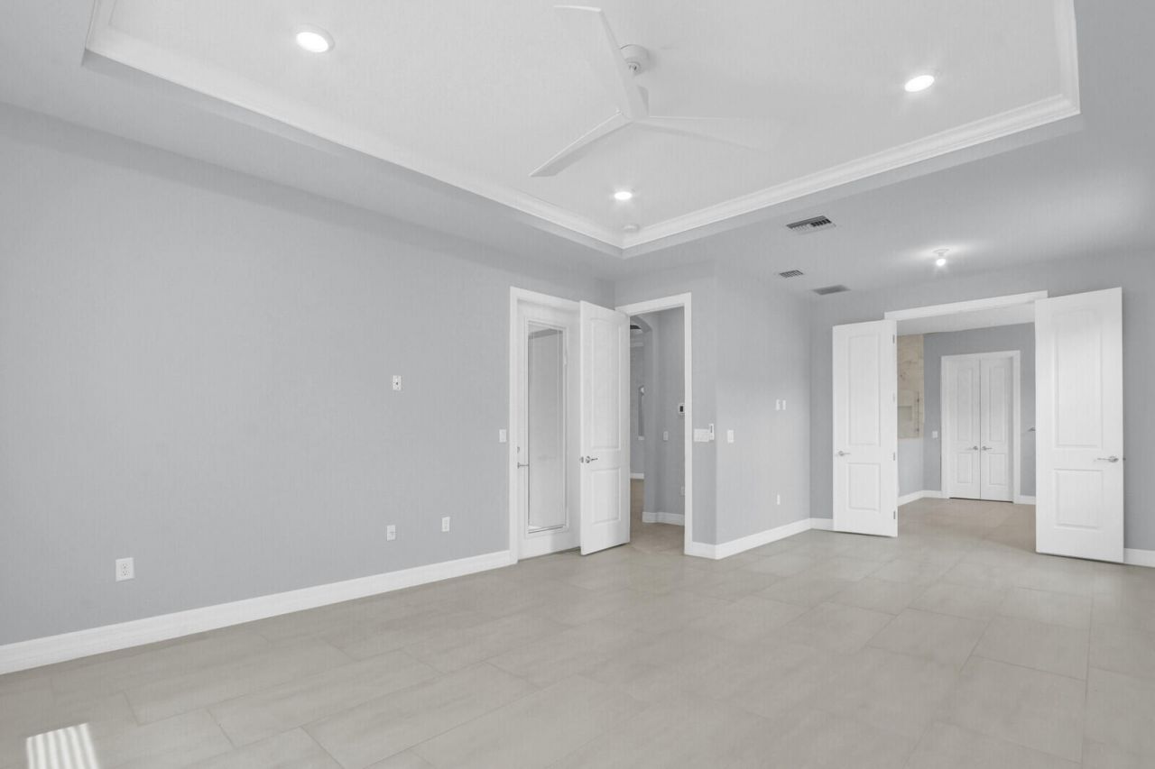 9242 Balsamo Drive, Palm Beach Gardens, FL 33412 Photo