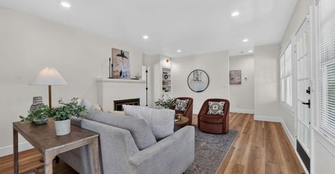 929 Swanston Dr, Sacramento, CA 95818 Photo