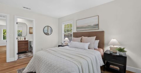 929 Swanston Dr, Sacramento, CA 95818 Photo
