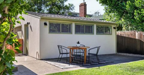 929 Swanston Dr, Sacramento, CA 95818 Photo