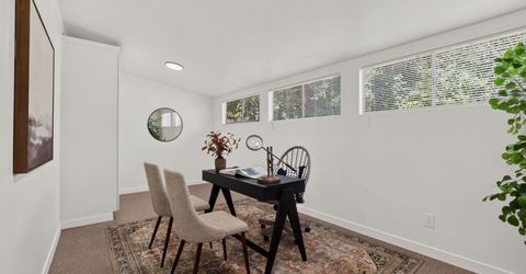 929 Swanston Dr, Sacramento, CA 95818 Photo