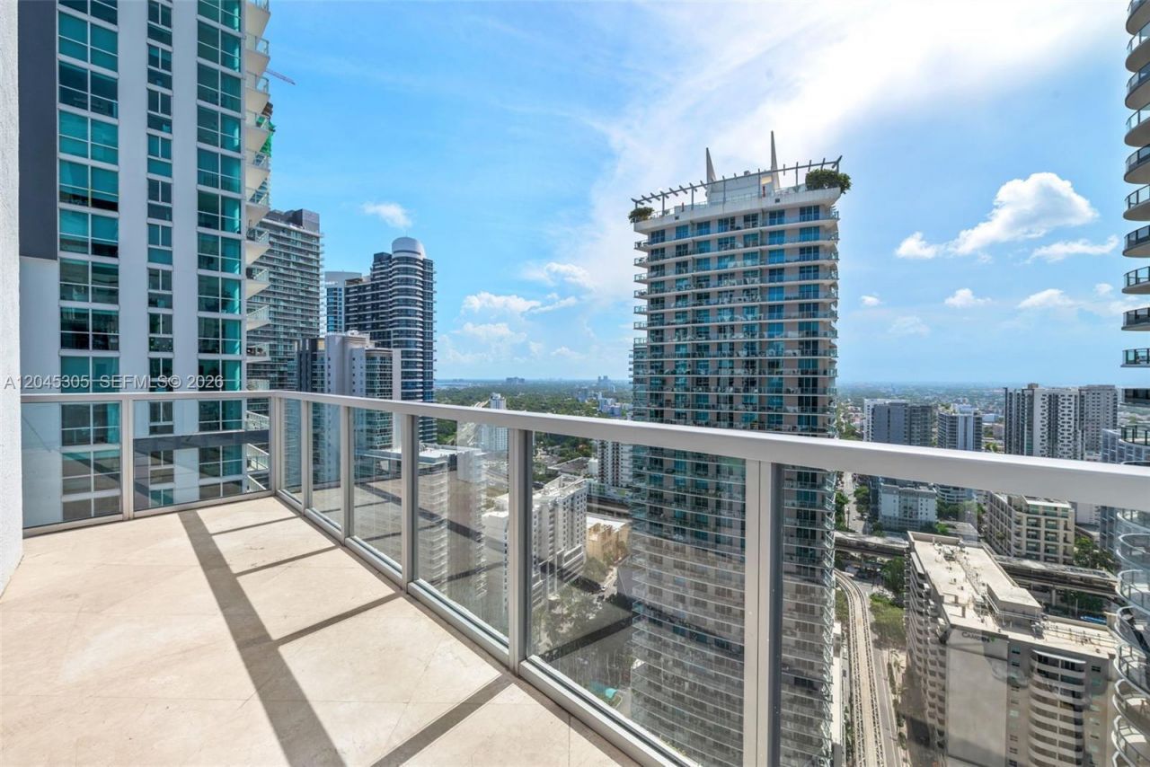 1050 Brickell Ave , Unit 3314, Miami, FL 33131 Photo