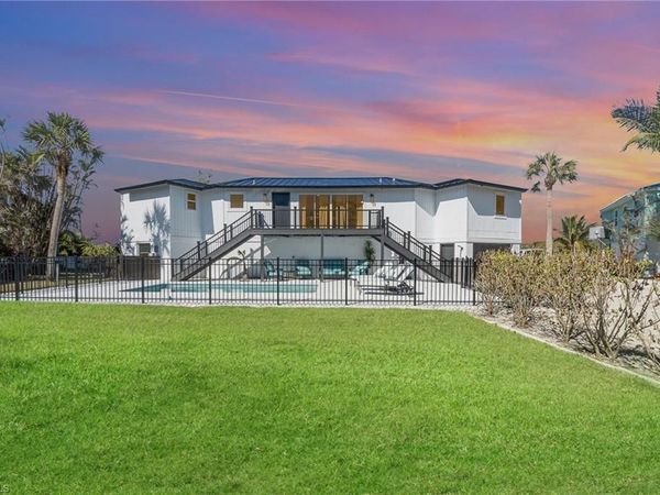 1720 Middle Gulf DR, SANIBEL, FL 33957