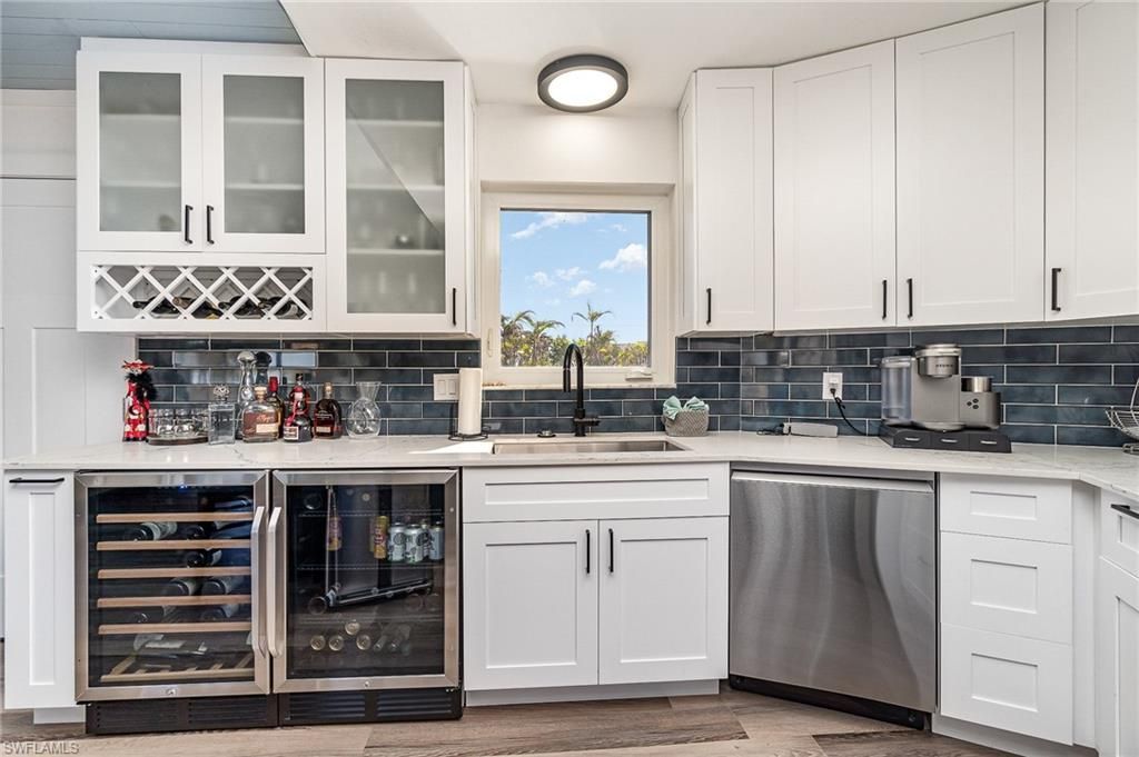 1720 Middle Gulf Dr, Sanibel, FL 33957 Photo