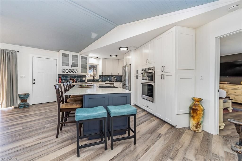 1720 Middle Gulf Dr, Sanibel, FL 33957 Photo