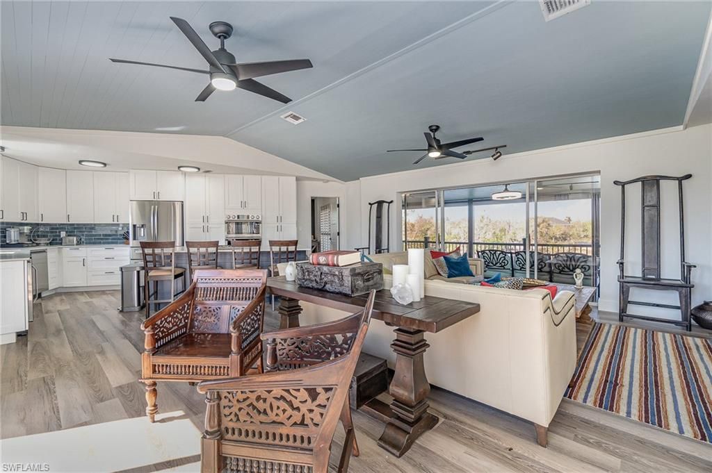 1720 Middle Gulf Dr, Sanibel, FL 33957 Photo
