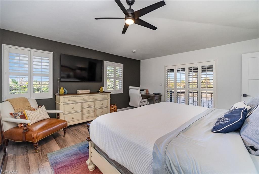 1720 Middle Gulf Dr, Sanibel, FL 33957 Photo