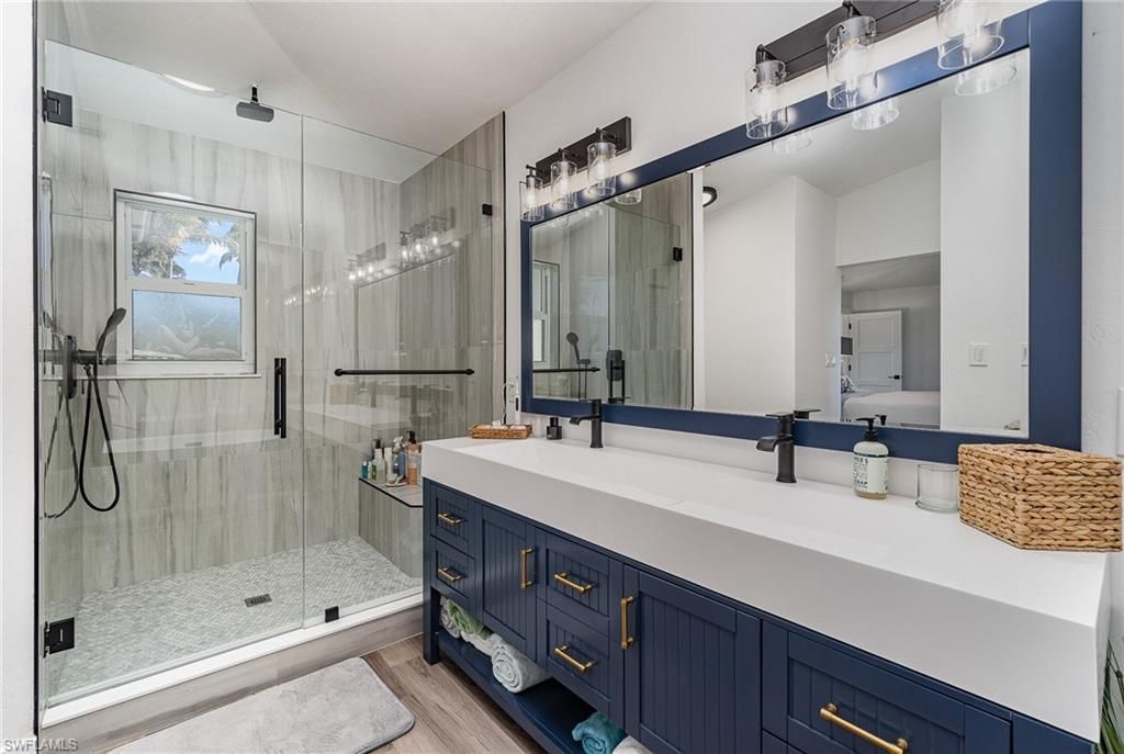 1720 Middle Gulf Dr, Sanibel, FL 33957 Photo