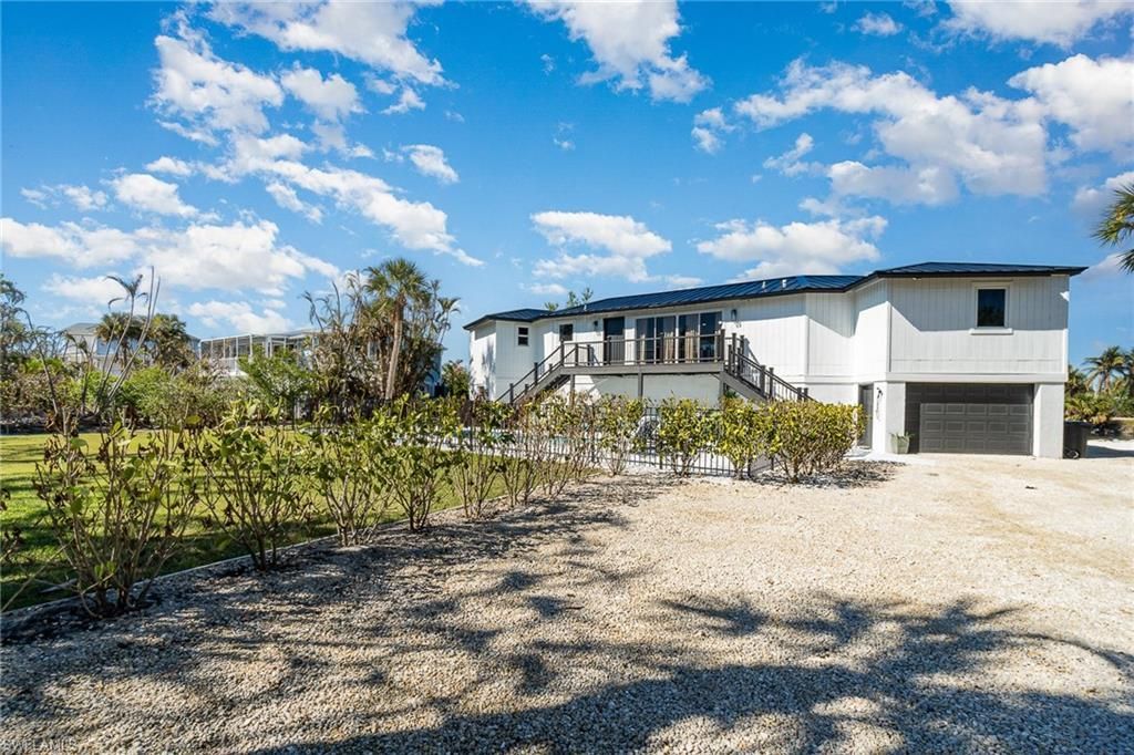 1720 Middle Gulf Dr, Sanibel, FL 33957 Photo