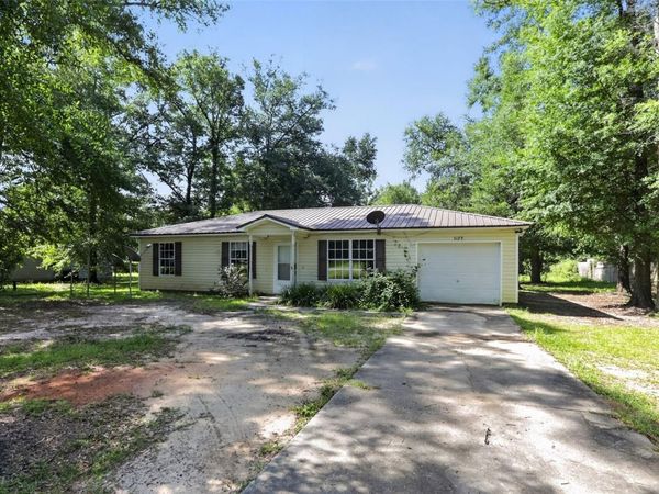 5179 MARCUS DRIVE , GREENWOOD, FL 32443