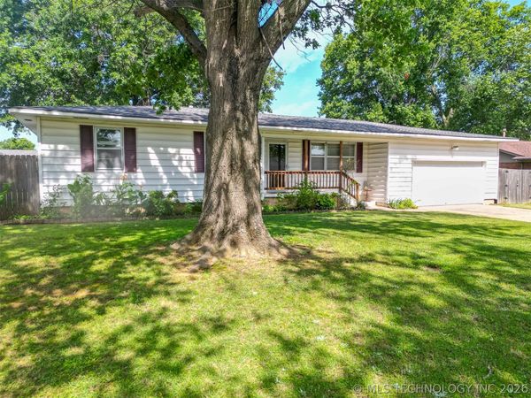 219 N Anthony Street , Muskogee, OK 74403