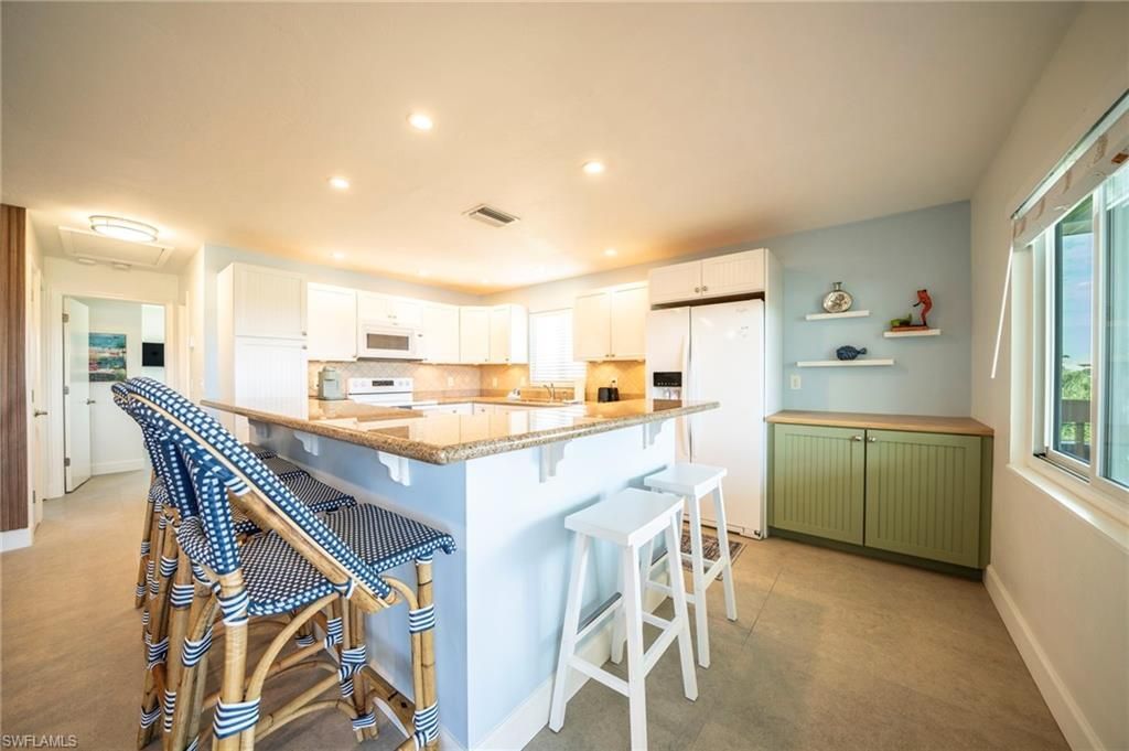 21671 Indian Bayou Dr, Unit 673, Fort Myers Beach, FL 33931 Photo