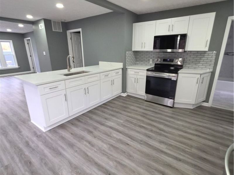3038 Scranton Road, Cleveland, OH 44113 Photo 32