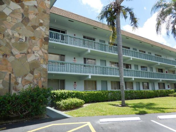 2000 Springdale Boulevard, Unit 203, Palm Springs, FL 33461
