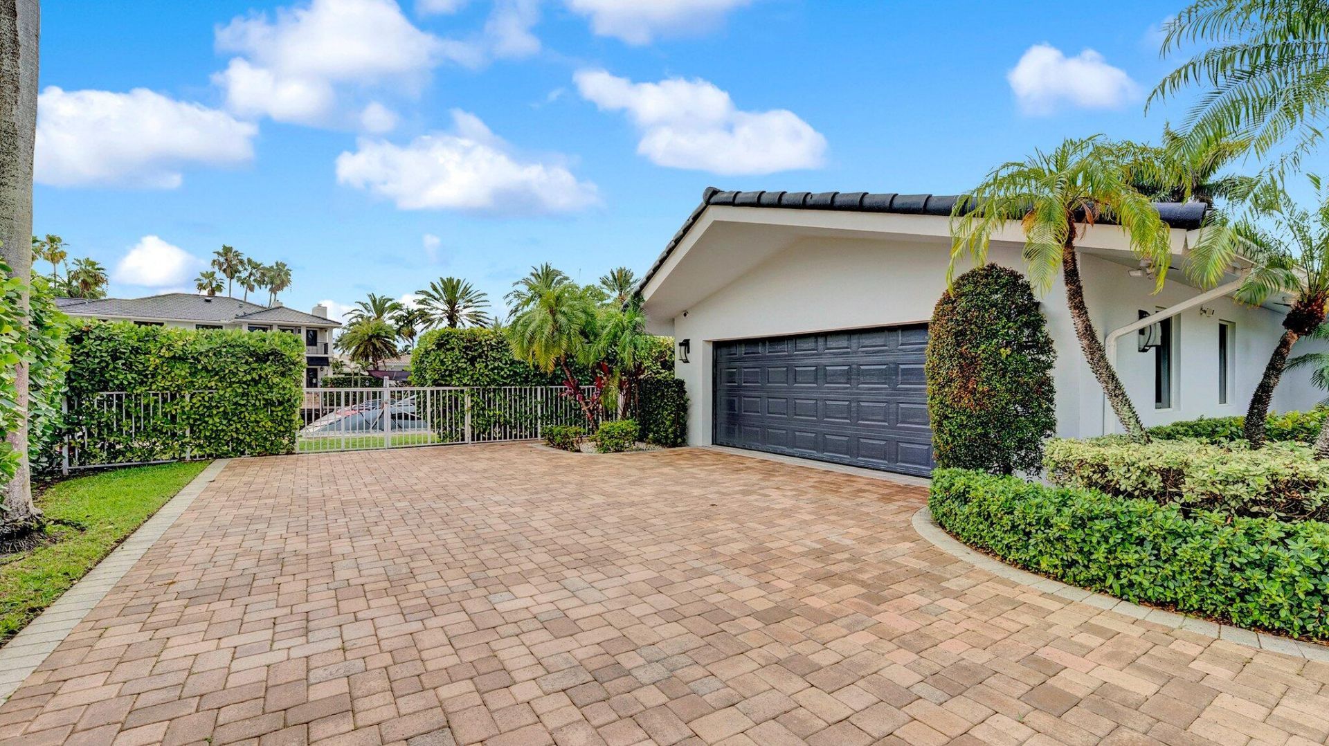 2593 SE 9th Street, Pompano Beach, FL 33062 Photo