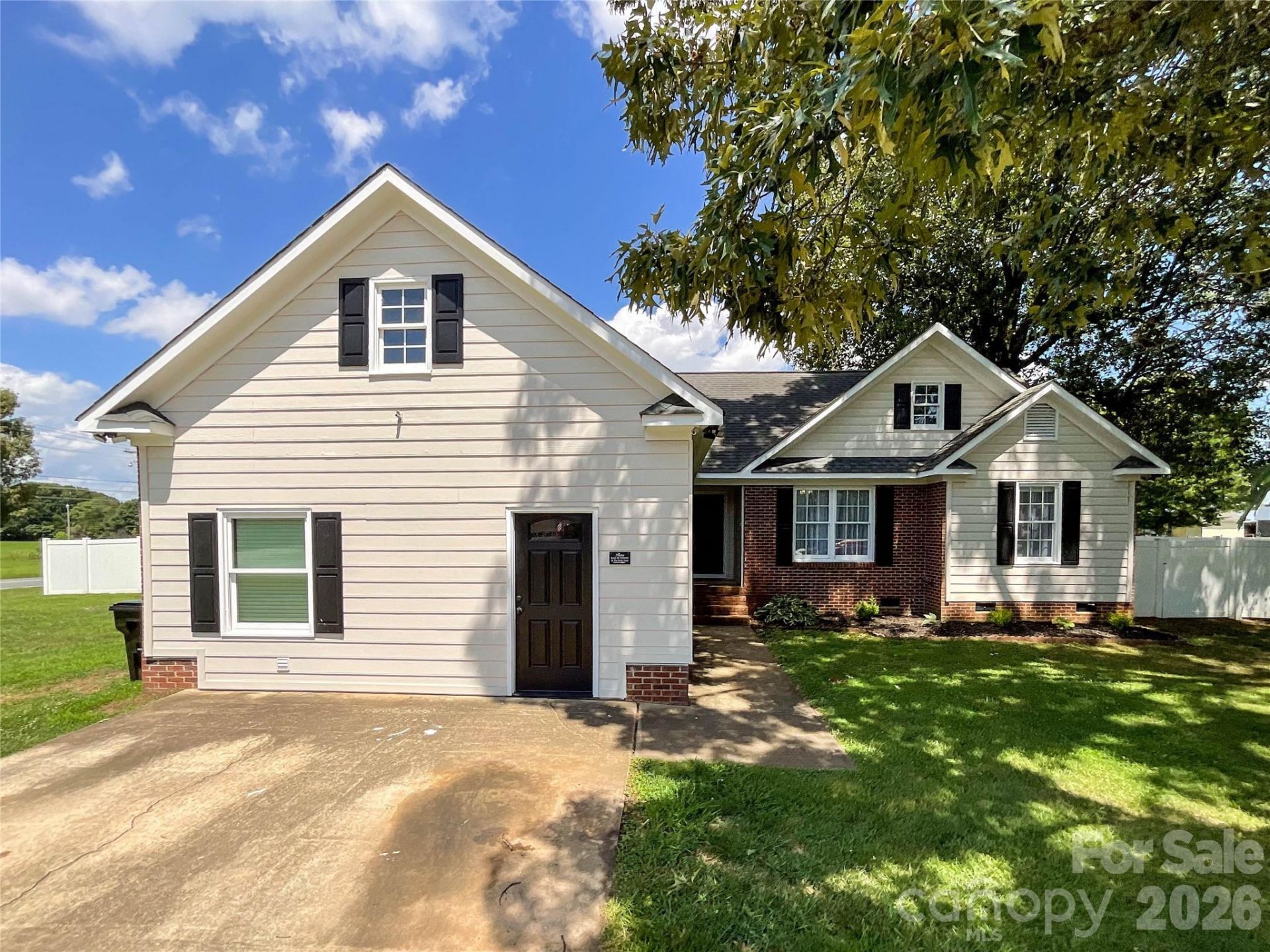 3914 Matthew Drive, Monroe, NC 28110 Main Photo