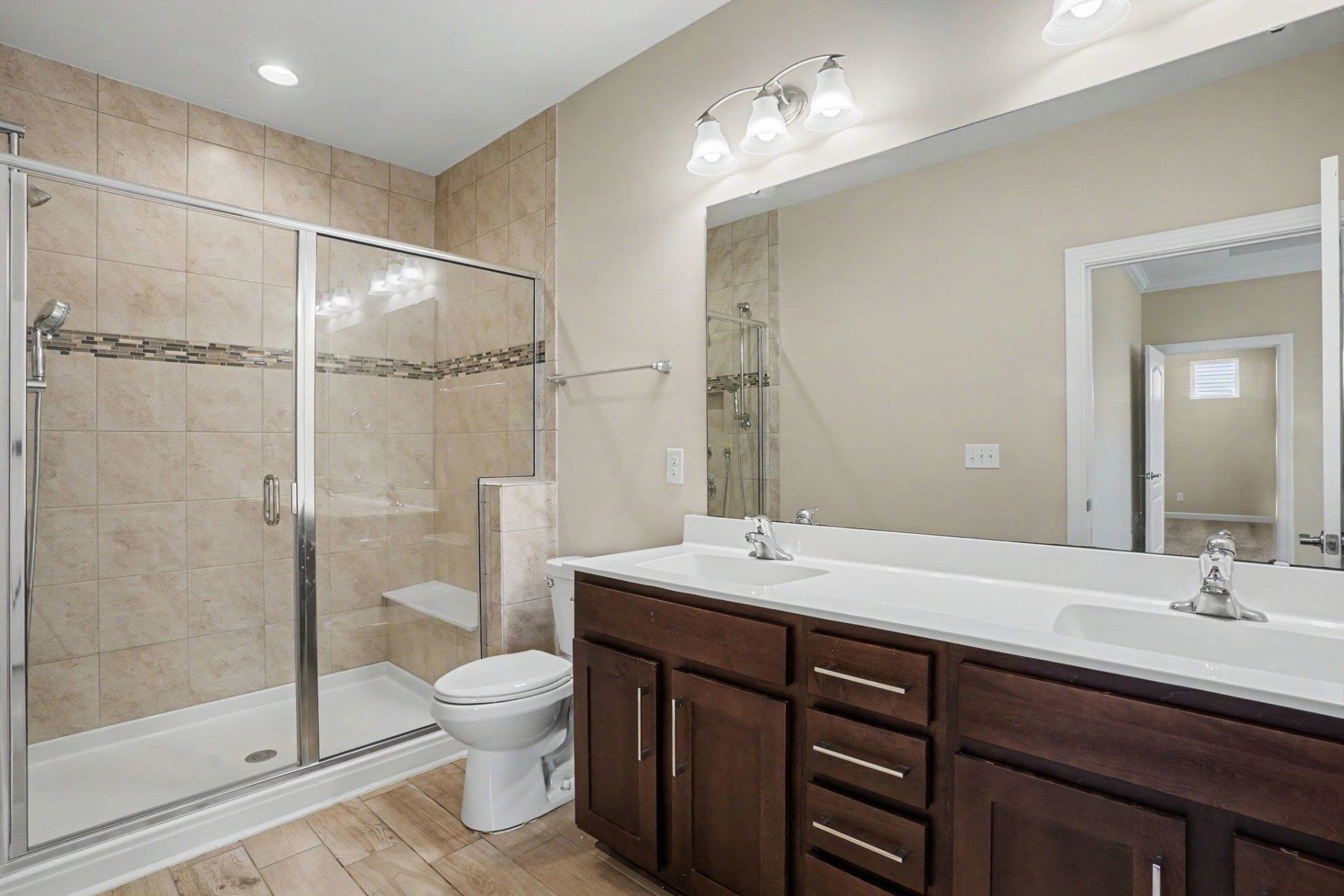 405 Goldenrod Circle Photo 19