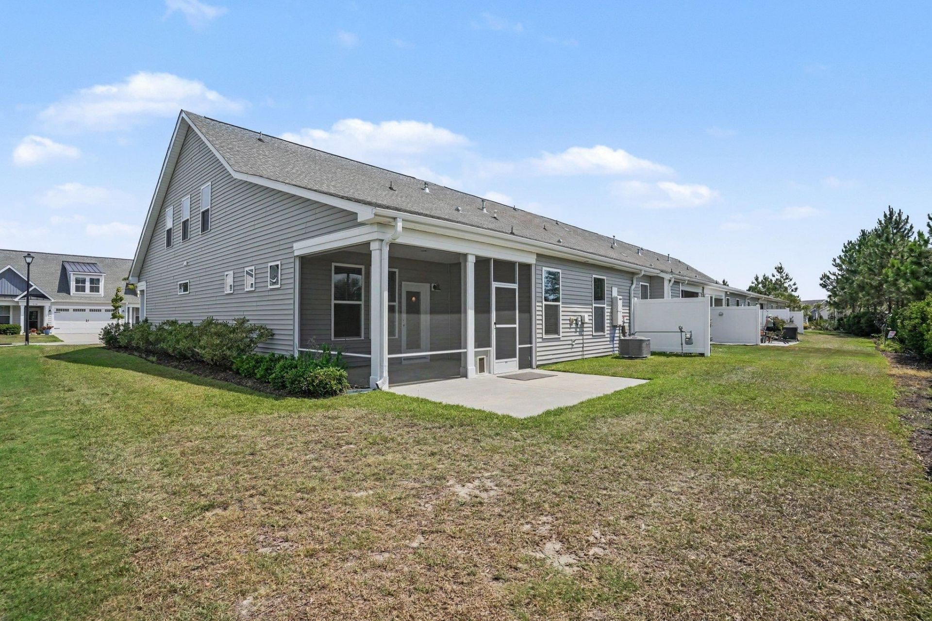 405 Goldenrod Circle Photo 28