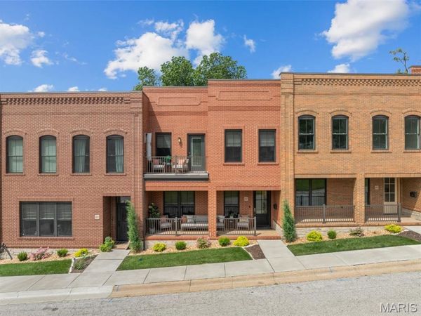 497 W Main Street , Washington, MO 63090