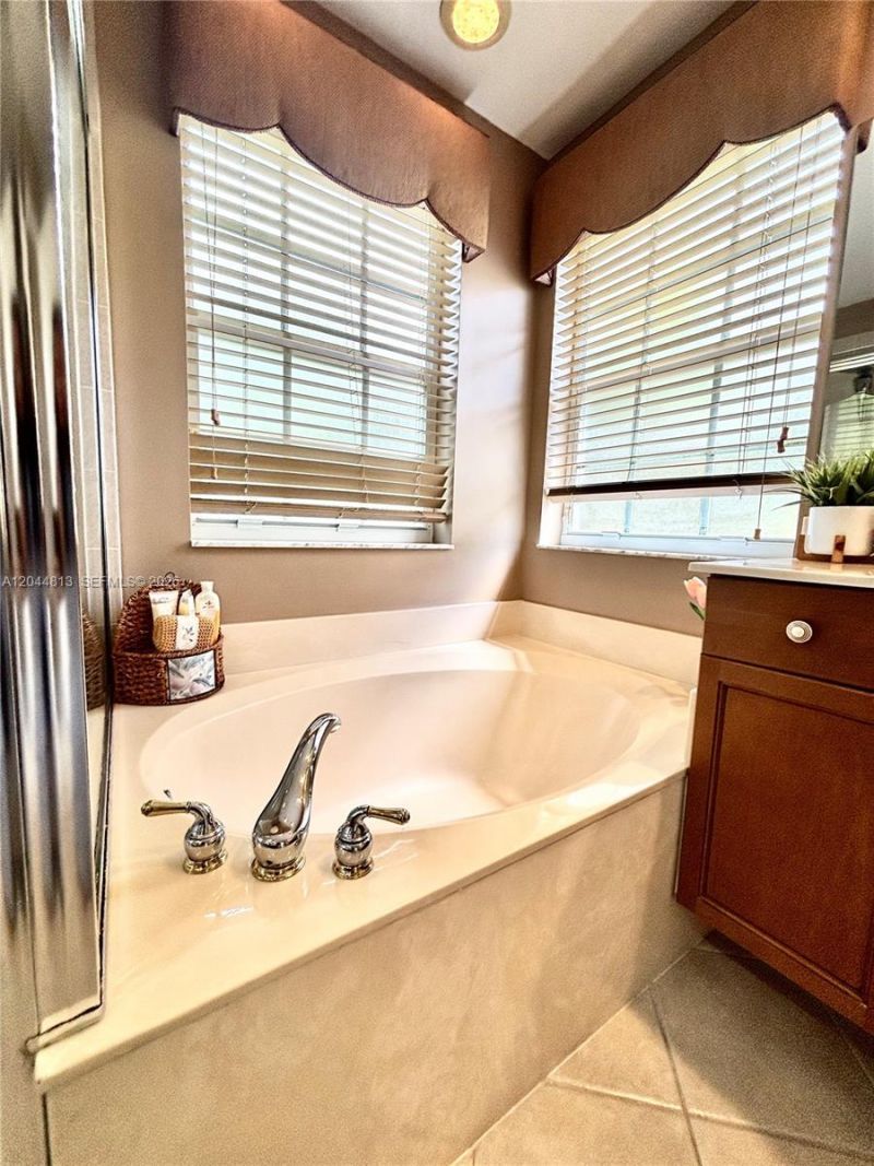 9109 Dupont Pl , Wellington, FL 33414 Photo