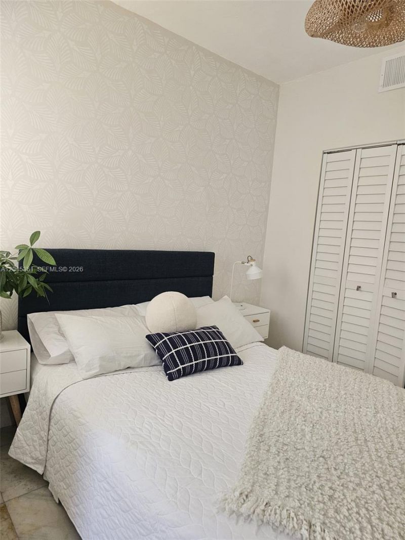 801 8th St , Unit 201, Miami Beach, FL 33139 Photo