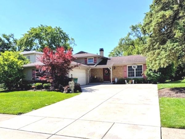 243 Palmgren Court , Buffalo Grove, IL 60089